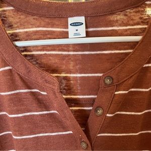 Old Navy T-Shirt, Short Sleeve, Medium, Light Burnt Orange-ish Color, GUC